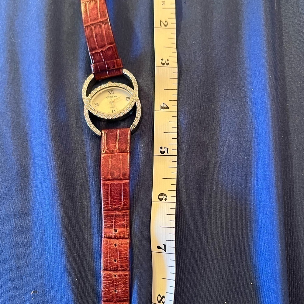 GENEVA rhinestone evening watch, purple leather strap. - Picture 5 of 7
